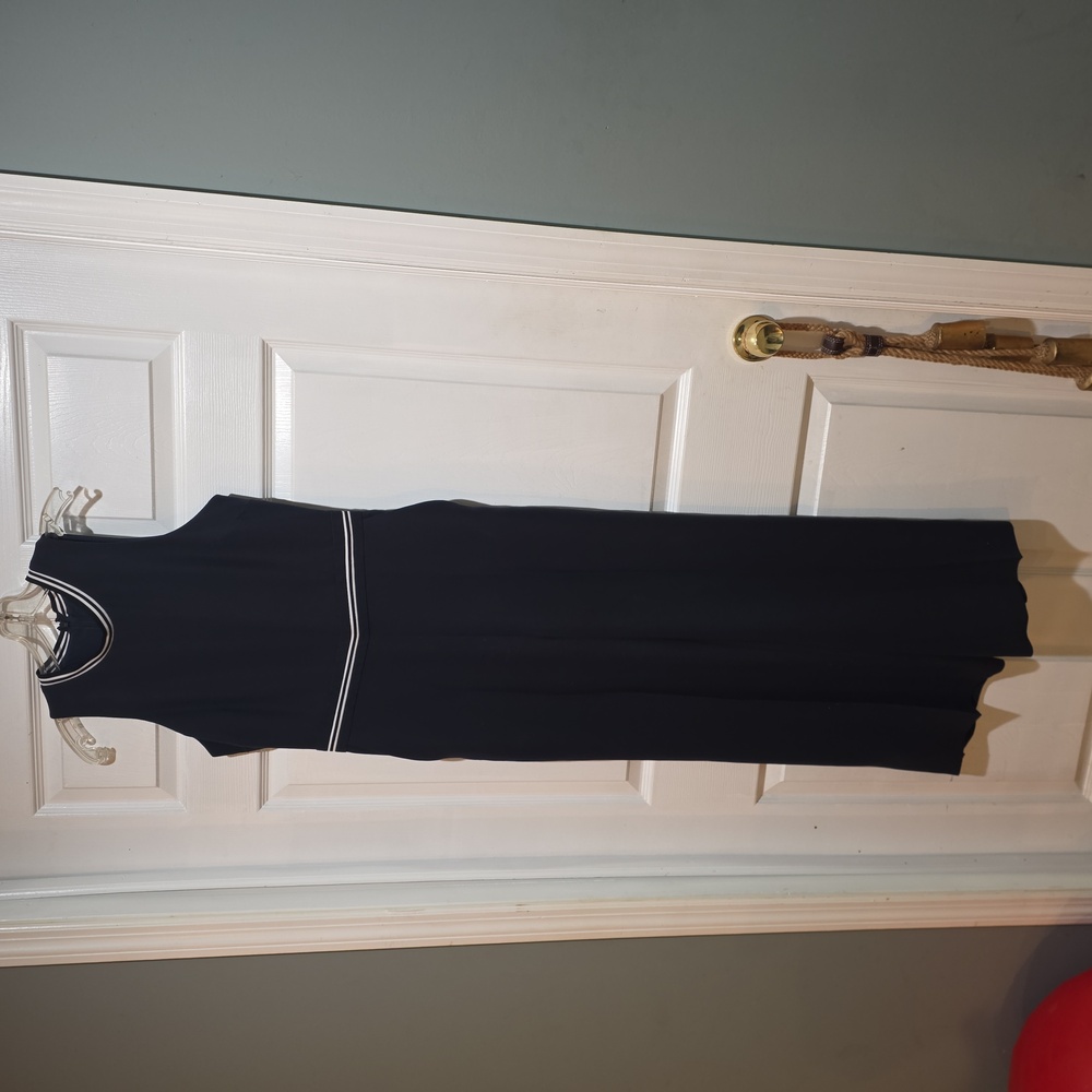 Banana Republic Navy Jumpsuit With "Track Pant-type" Trim At Neck/Waist. Size 4.
